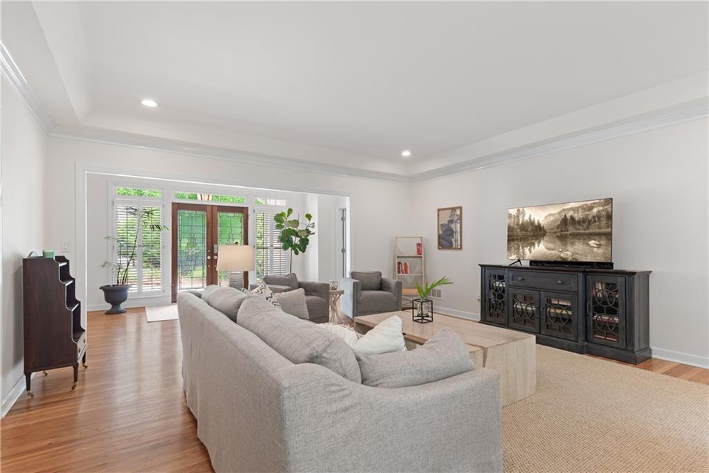 2140 Azalea Drive, Roswell, Georgia image 7