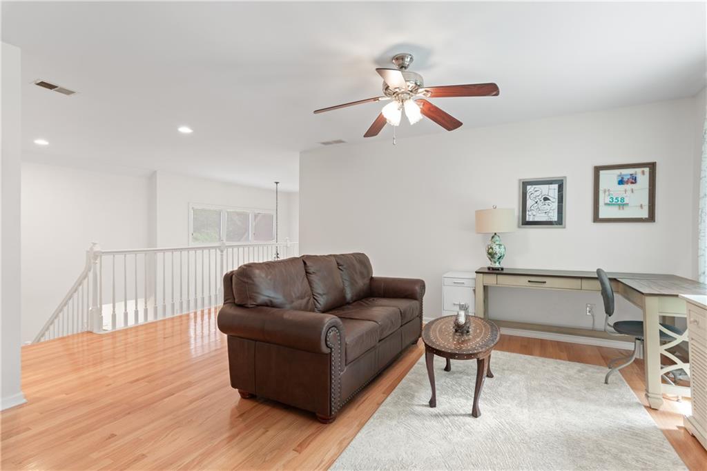 2140 Azalea Drive, Roswell, Georgia image 32