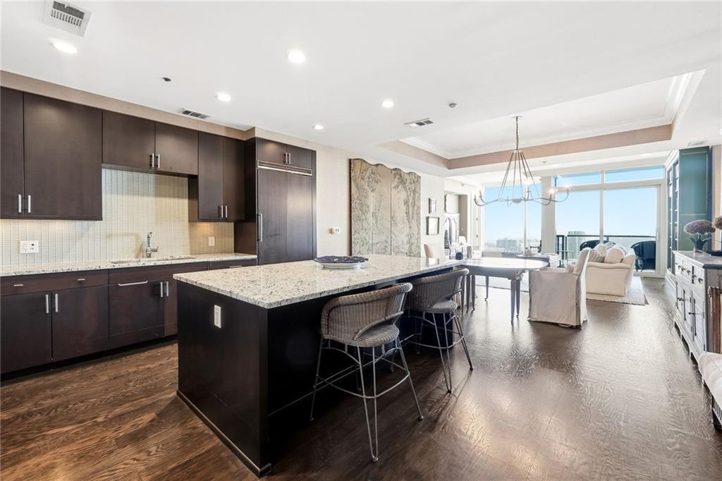 3630 Peachtree Road NE 2002