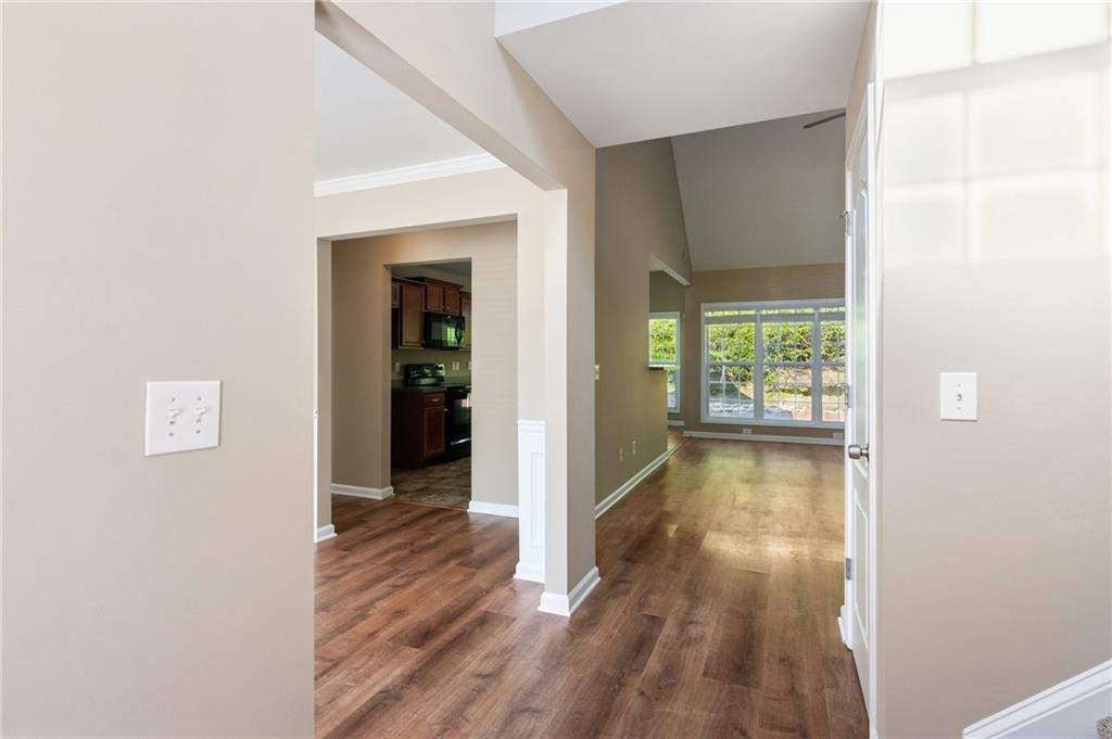 2818 Suttonwood Way