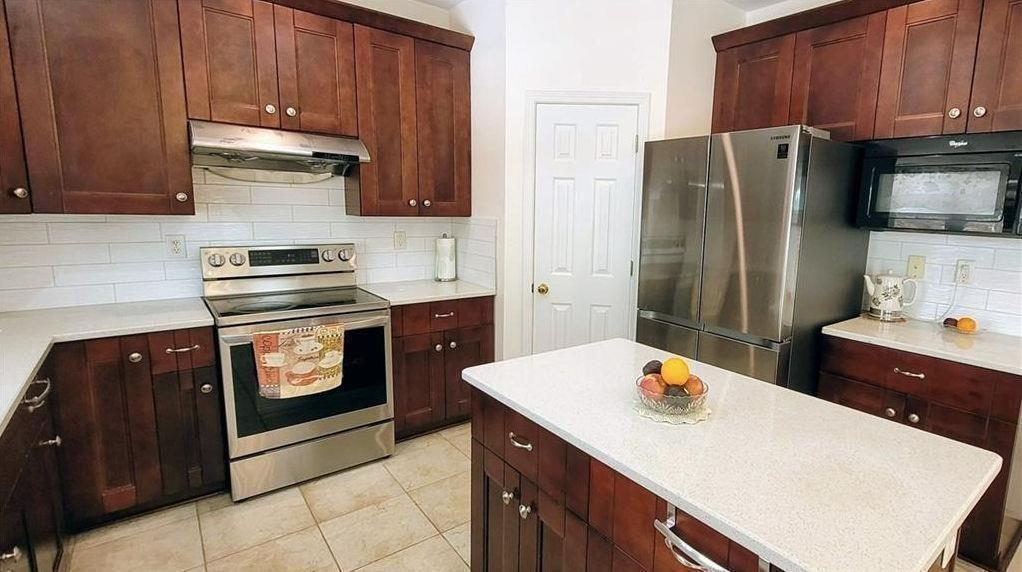 2835 Olde Town Park Drive