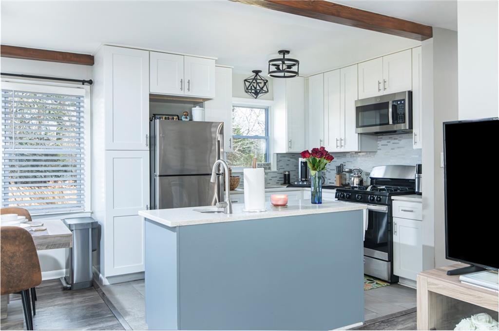 2356 Wynona Drive SE