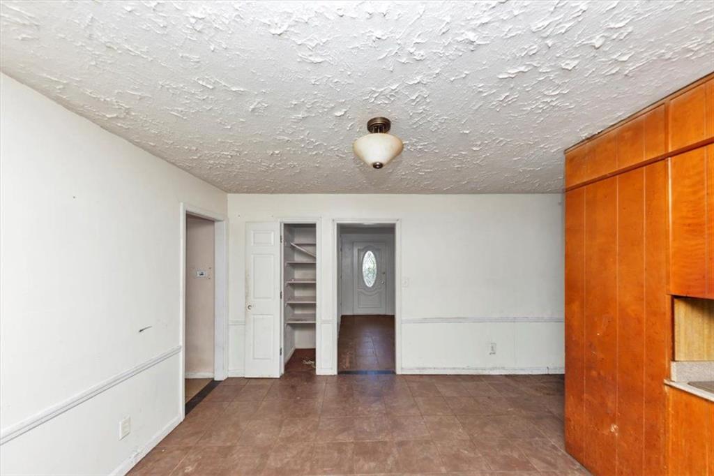 1251 Bell Avenue, East Point, Georgia image 7