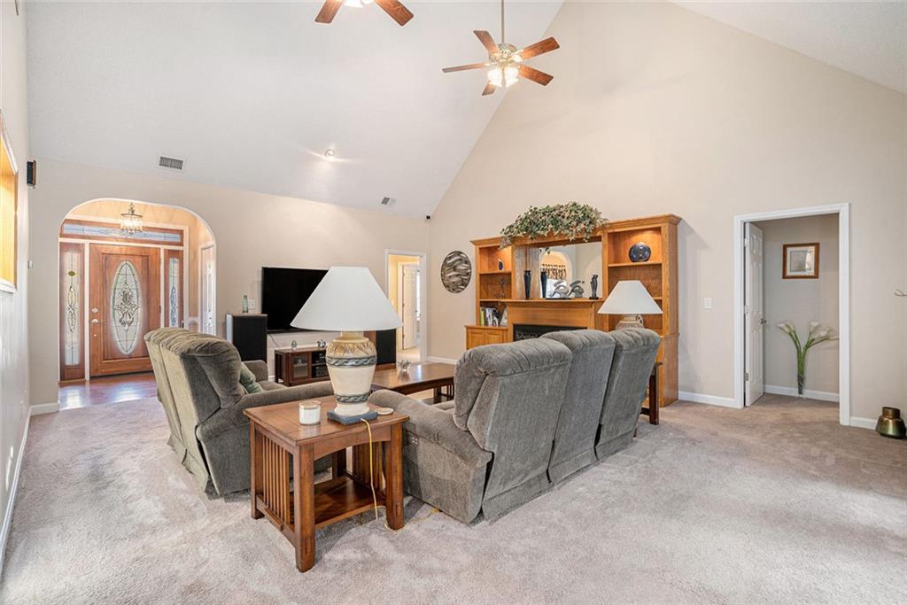 HOME PLACE - Residential