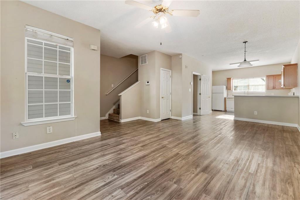 6750 Sunset Hills Boulevard