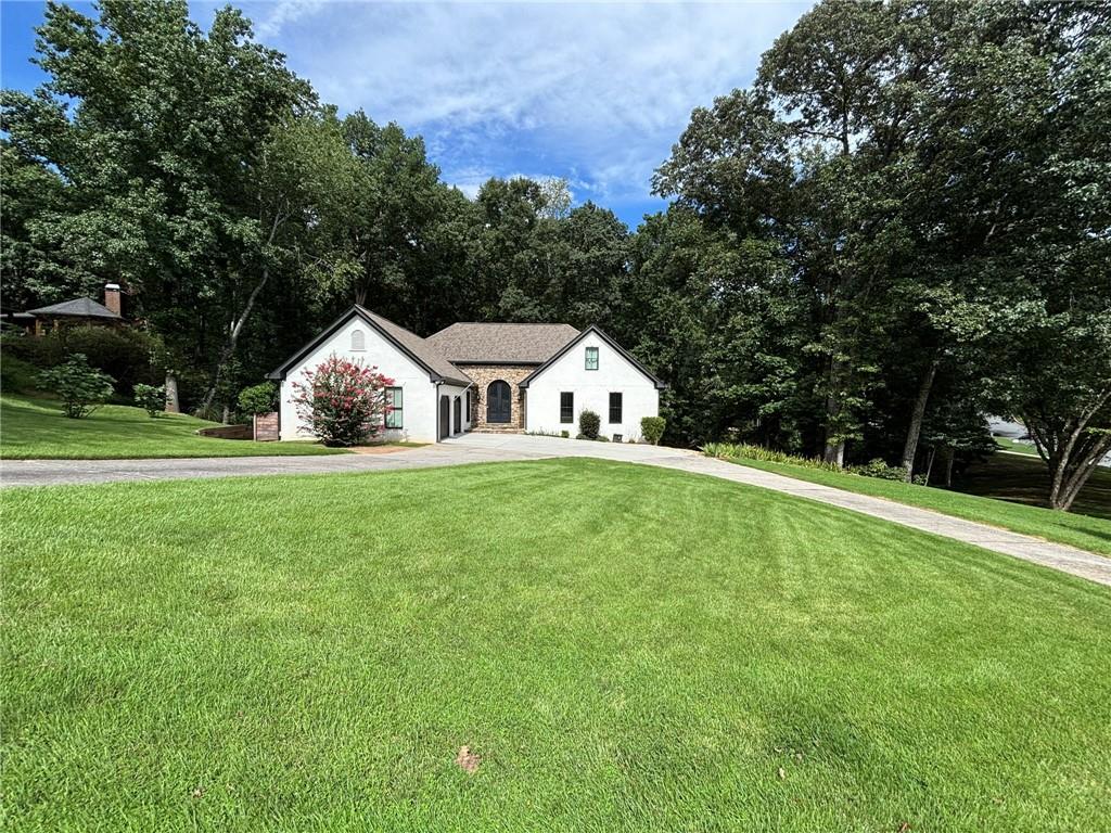 3325 Sweetwater Drive