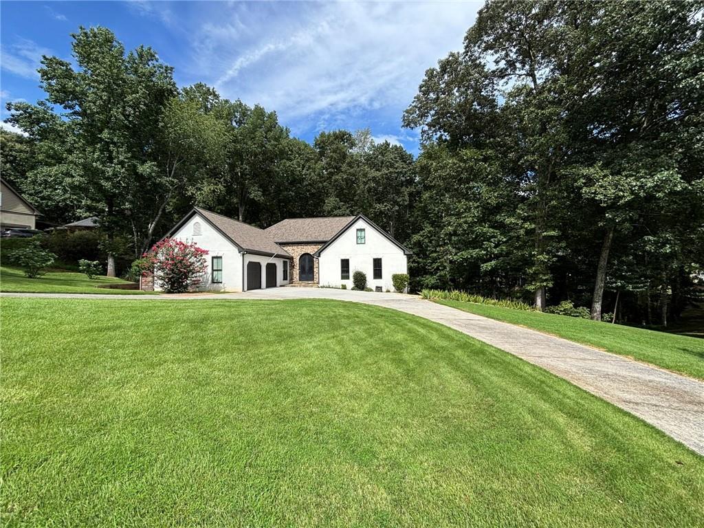 3325 Sweetwater Drive