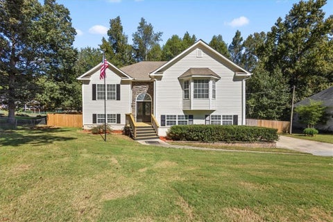 Homes For Sale - 106 Hunters Place Pl<br/> Villa Rica, GA 30180