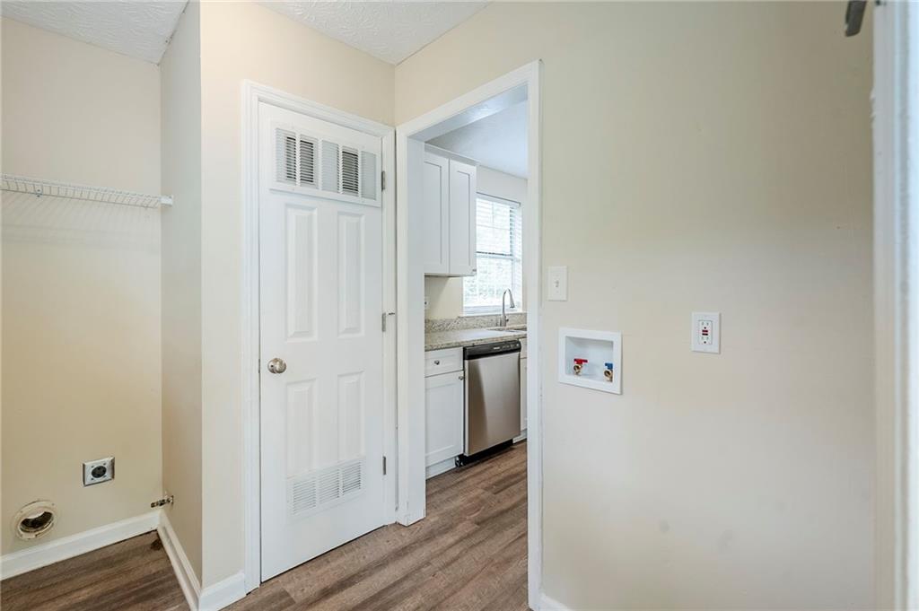 3242 College Street, Atlanta, Georgia image 12