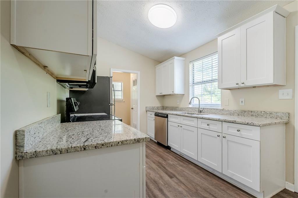 3242 College Street, Atlanta, Georgia image 5