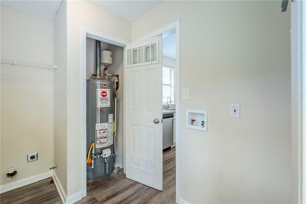3242 College Street, Atlanta, Georgia image 11