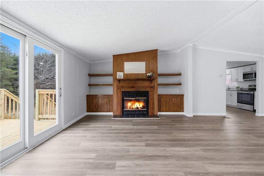 221 Friar Tuck Trail N