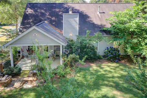 A home in Powder Springs