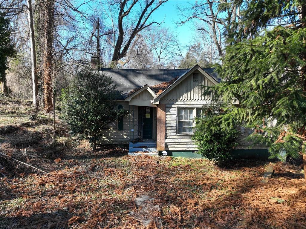 750 Matilda Place NW