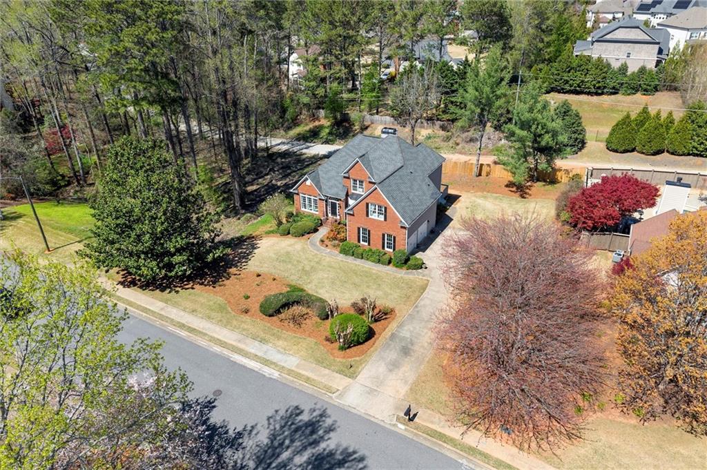 13090 Magnolia Crescent Drive, Roswell, Georgia image 2