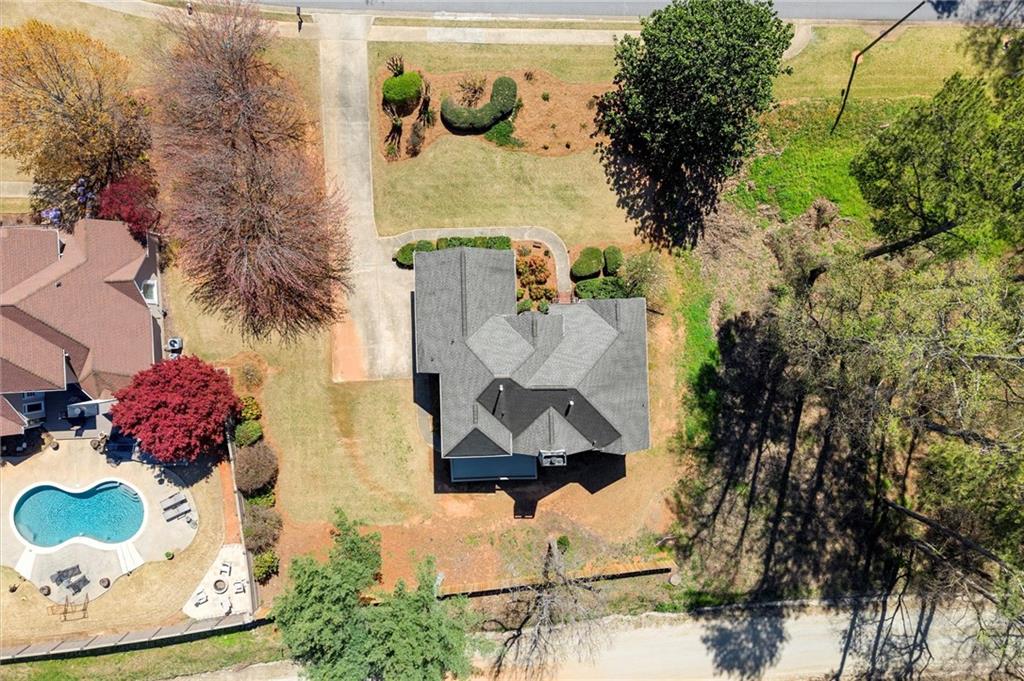 13090 Magnolia Crescent Drive, Roswell, Georgia image 44