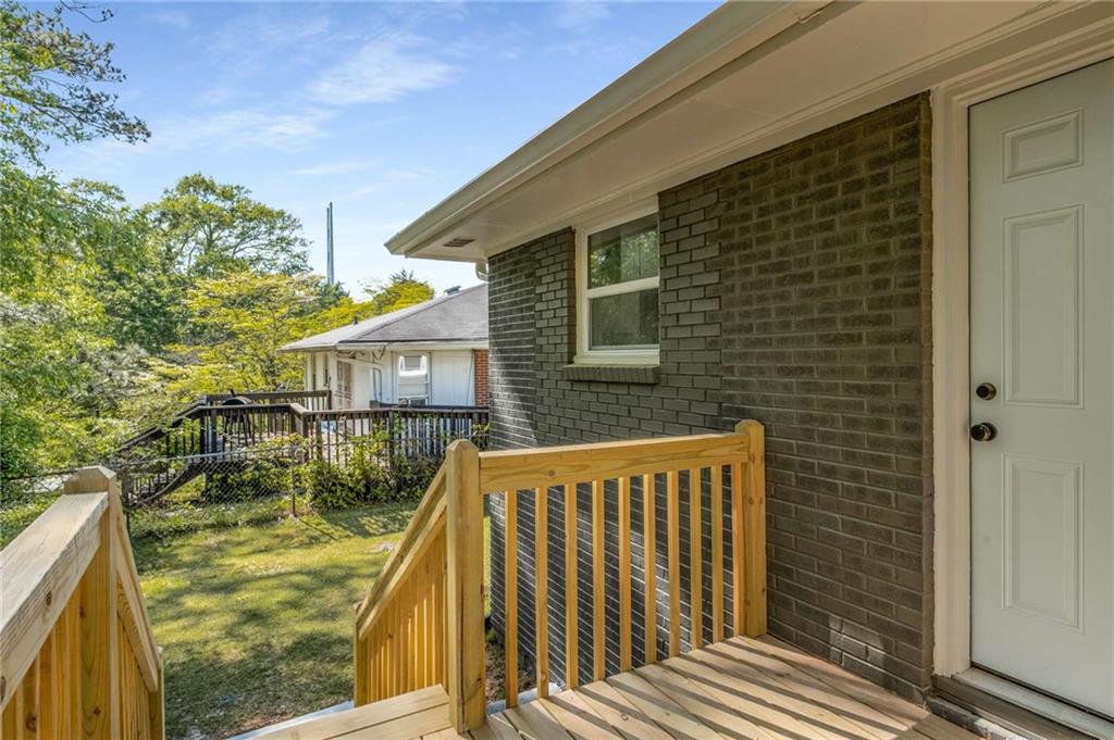 2358 Larchwood Road, Atlanta, Georgia image 32