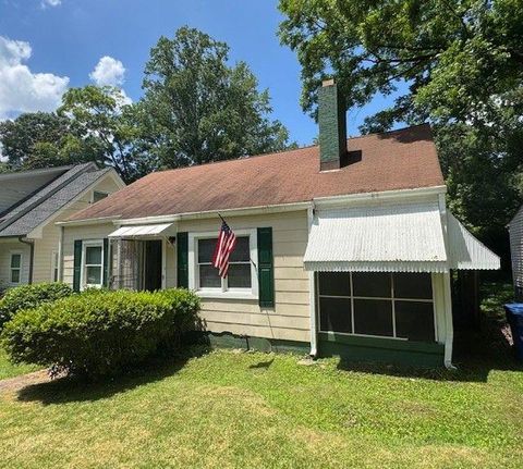 1785 S OLYMPIAN Way SW Atlanta GA 30310