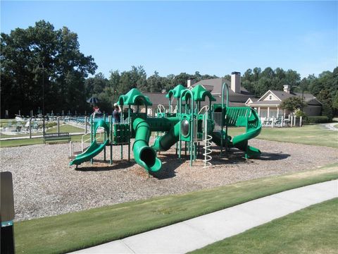 A home in Dacula