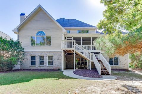 A home in Dacula