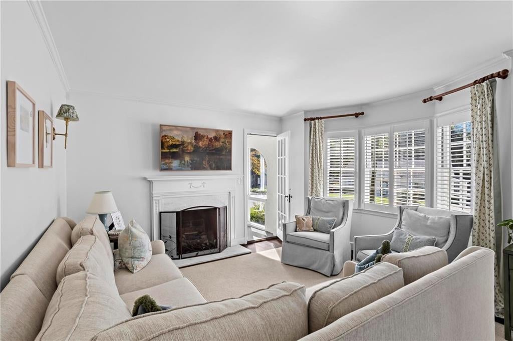 2070 Fairhaven Circle NE