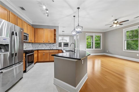 Condo For Sale - 3621 Vinings Slope #3510<br/> Cobb County, Atlanta, GA 30339