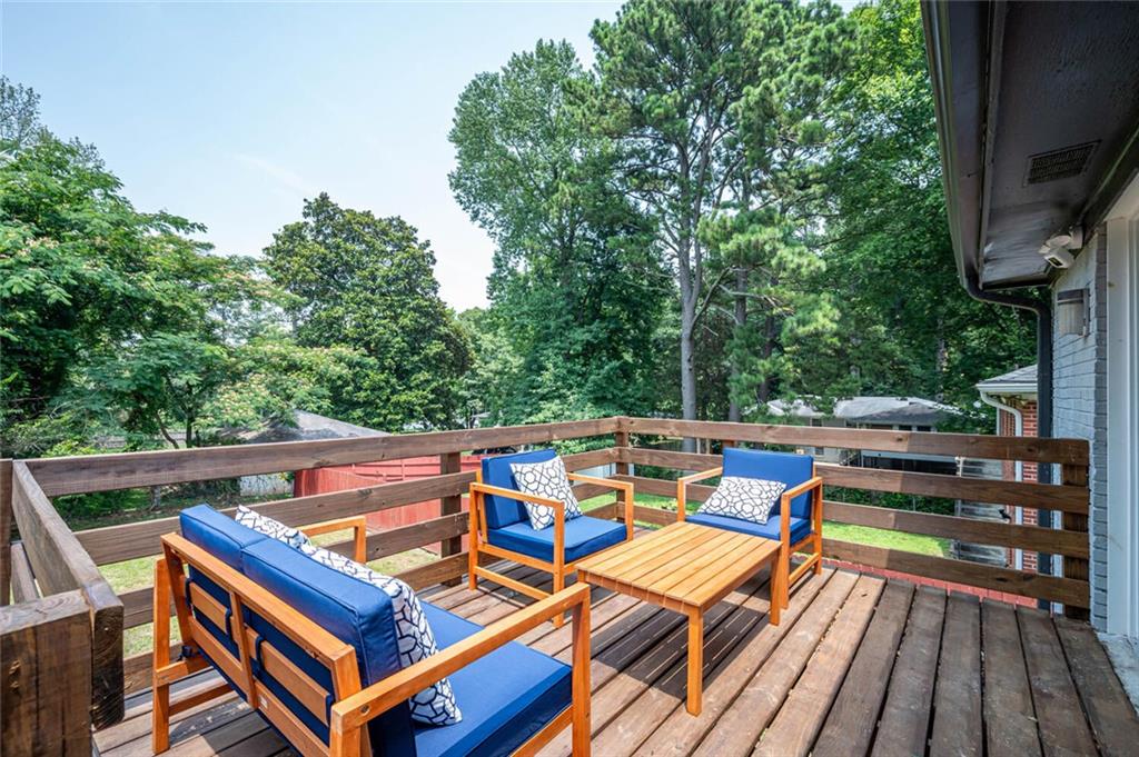 177 Silver Springs Circle SW