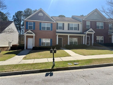Townhouse For Rent - 2154 Olmadison View<br/> Atlanta, GA 30349