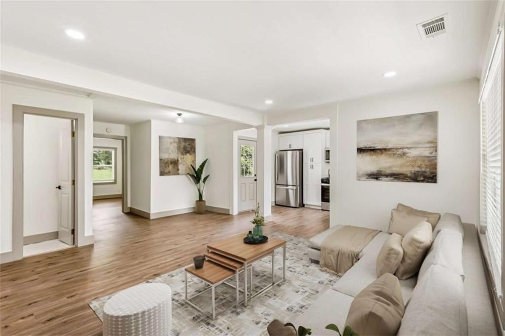 2242 Jernigan Drive