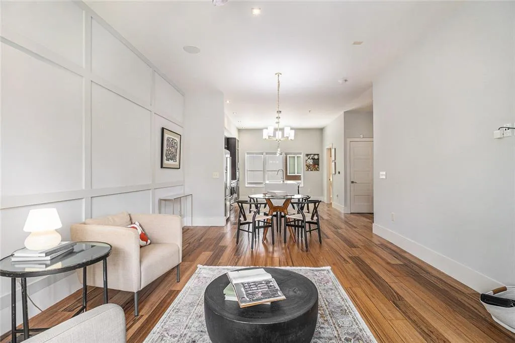 Atlanta, Georgia 30307, United States, 3 Bedrooms Bedrooms, ,4 BathroomsBathrooms,Residential,Active,169497