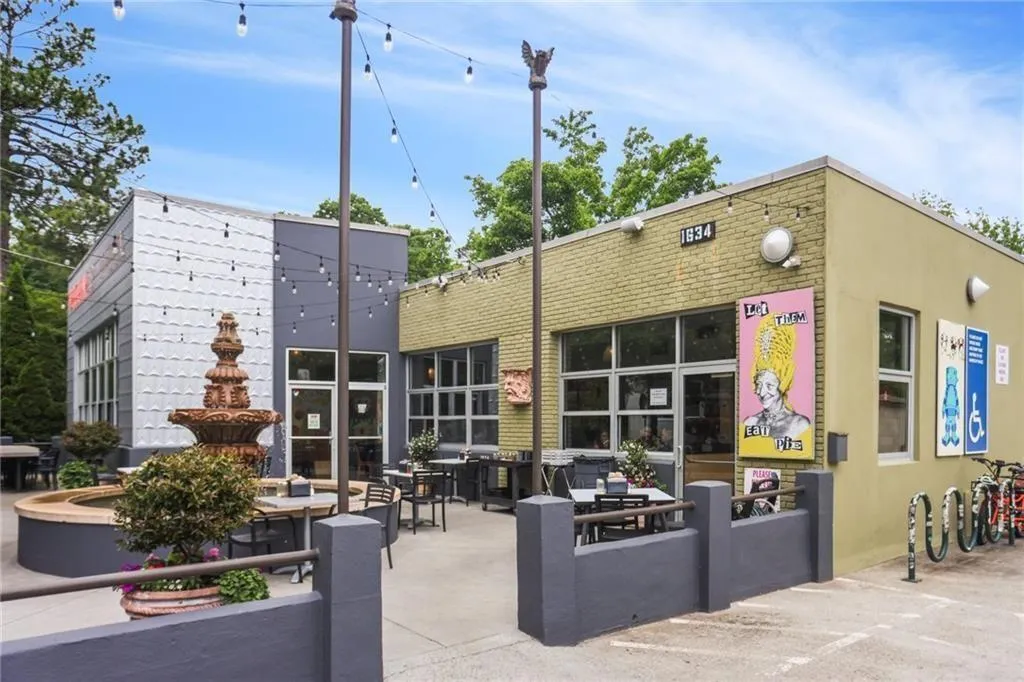 Atlanta, Georgia 30307, United States, 3 Bedrooms Bedrooms, ,4 BathroomsBathrooms,Residential,Active,169497