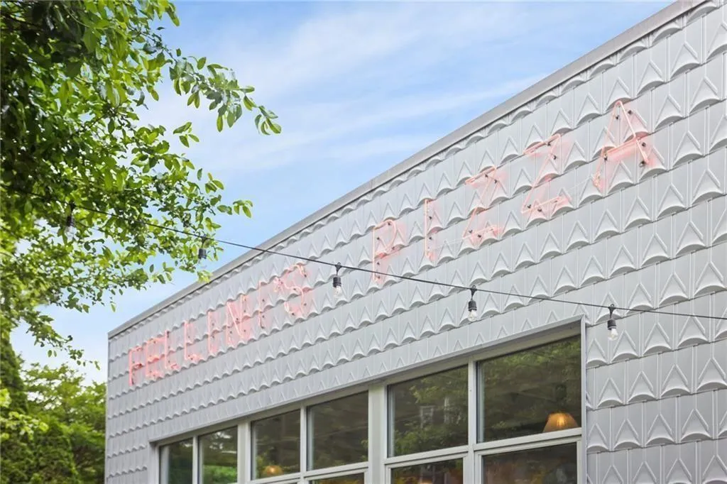 Atlanta, Georgia 30307, United States, 3 Bedrooms Bedrooms, ,4 BathroomsBathrooms,Residential,Active,169497