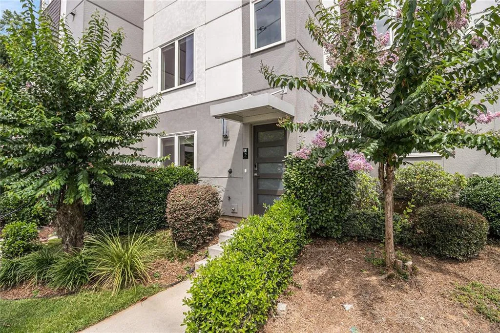 Atlanta, Georgia 30307, United States, 3 Bedrooms Bedrooms, ,4 BathroomsBathrooms,Residential,Active,169497