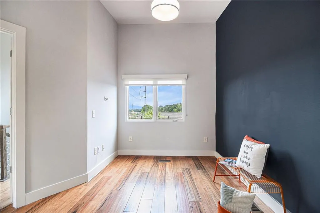 Atlanta, Georgia 30307, United States, 3 Bedrooms Bedrooms, ,4 BathroomsBathrooms,Residential,Active,169497