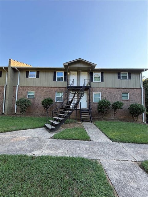 Multifamily For Rent - 5851 Lone Oak Drive<br/> Mableton, GA 30126