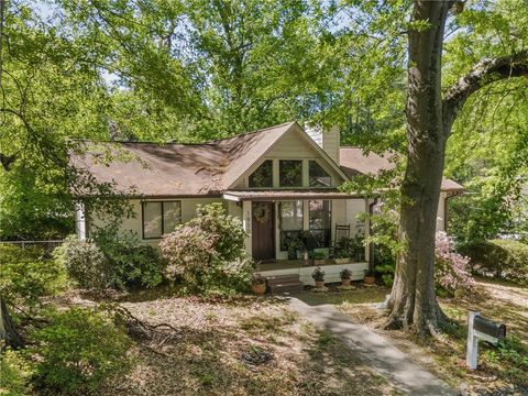 1910 Volberg Street NW Atlanta GA 30318