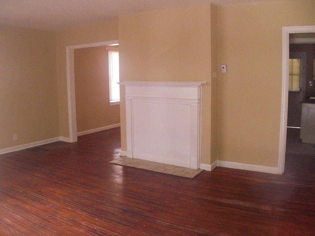 1338 Lynford Drive