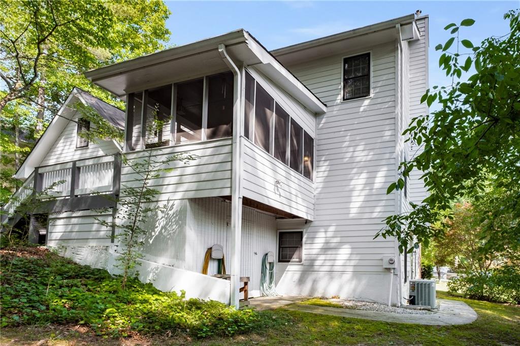 Skyland Glen - Residential