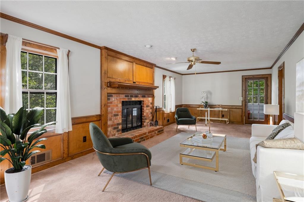 Skyland Glen - Residential