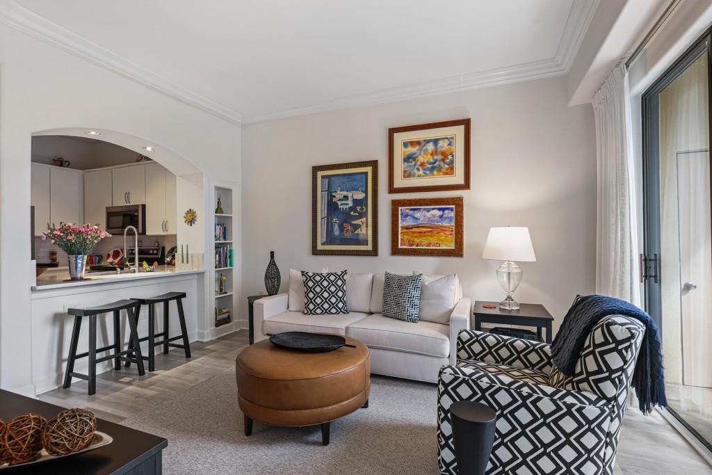 Paramount - Residential