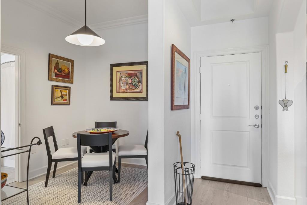 Paramount - Residential
