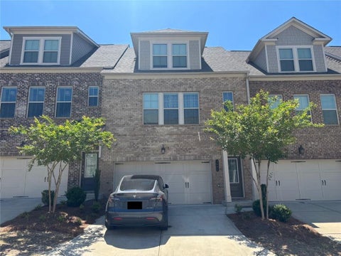 Townhouse For Rent - 3667 Hidden Valley Circle<br/> Lawrenceville, GA 30044