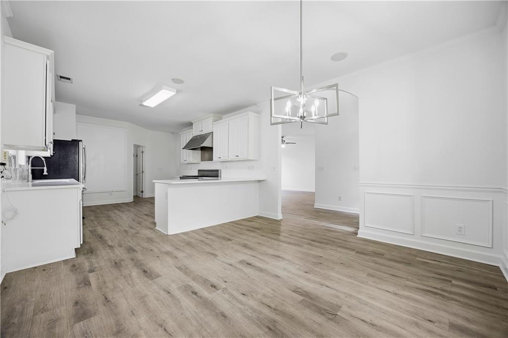 870 Scales Road