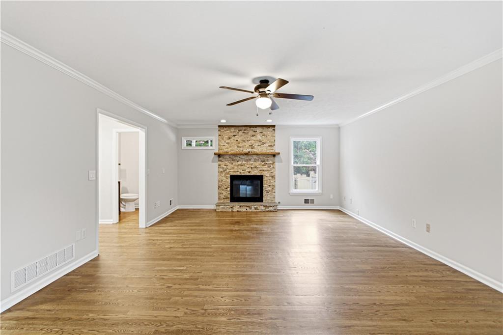3298 Brackenridge Trail