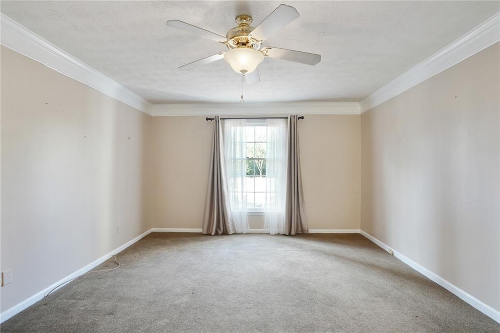 6700 Roswell Road 11B