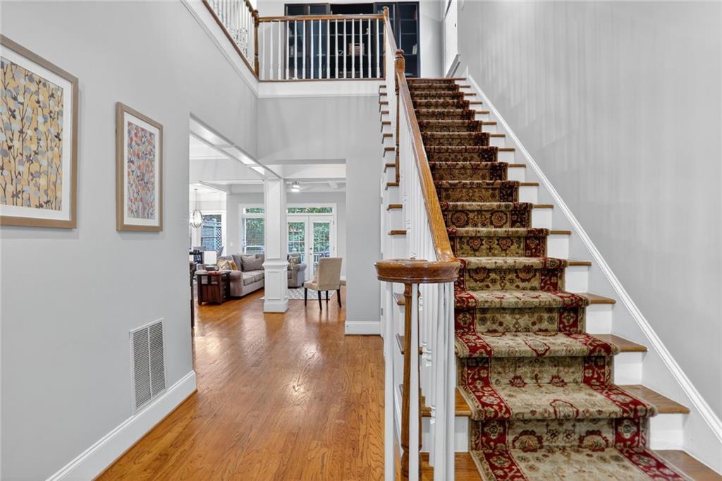 3721 Paces Park Circle SE
