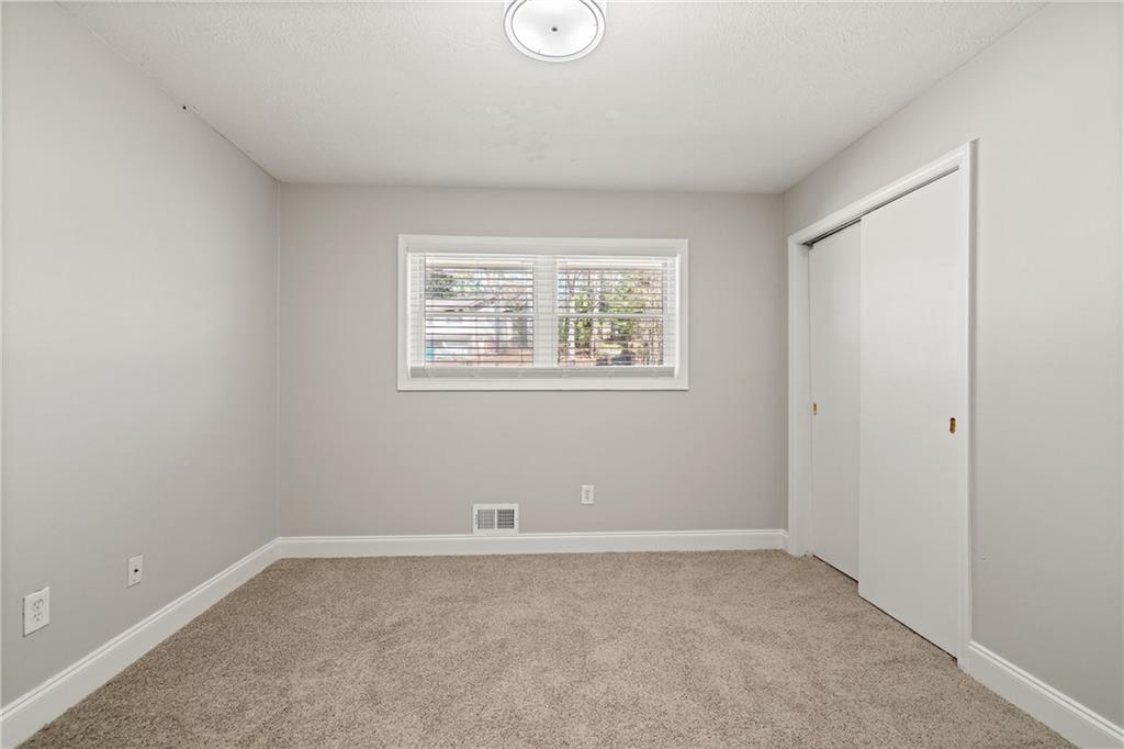 1131 Mayfield Drive, Decatur, Georgia image 18