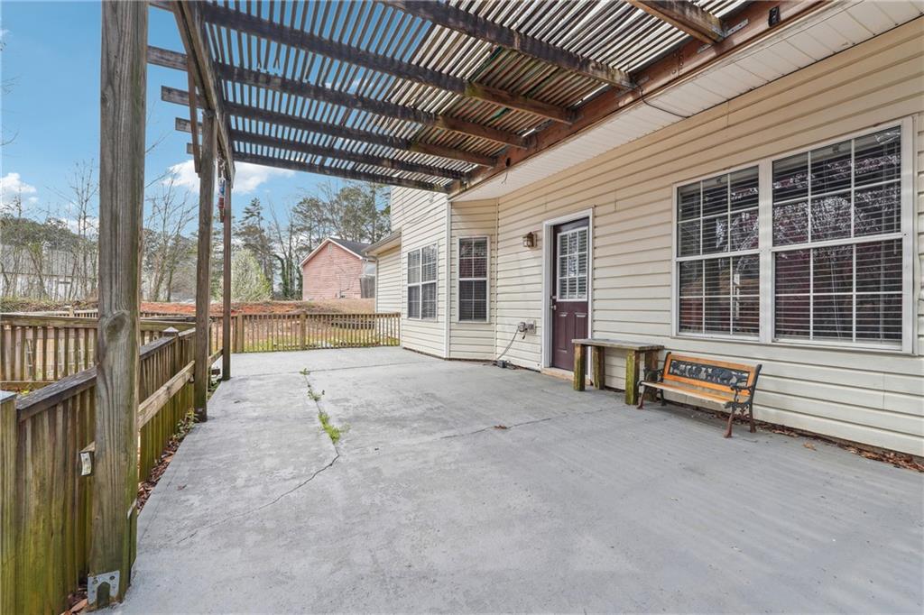 965 Walnut Creek Drive, Lilburn, Georgia image 24