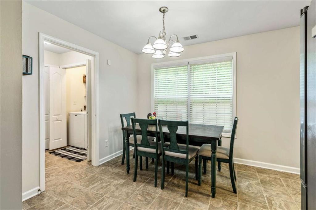 6561 Squire Place, Douglasville, Georgia image 12