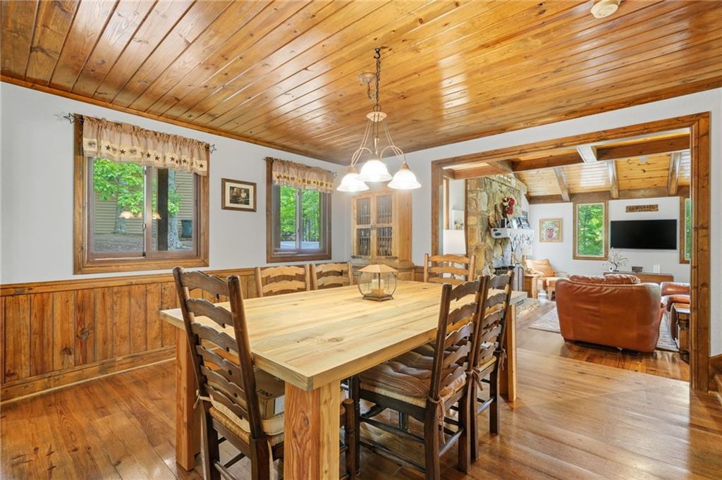 Waleska, Georgia, 30183, United States, 4 Bedrooms Bedrooms, ,3 BathroomsBathrooms,Residential,Active,2045781